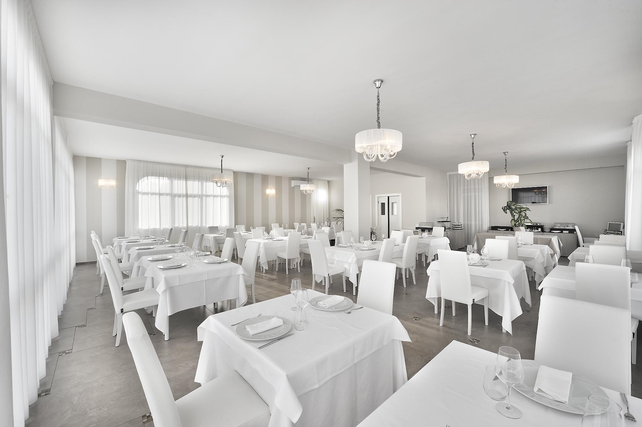 Hotel Scala Dei Turchi 4*