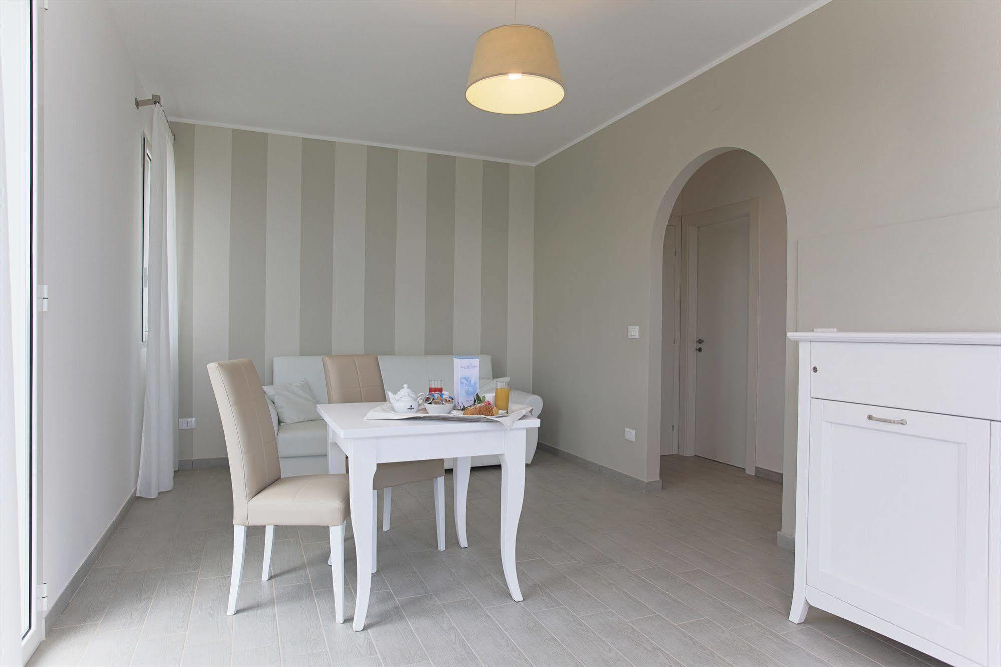Scala Dei Turchi 4*